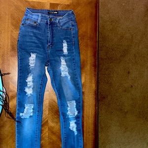 Fashion Nova ripped jeans